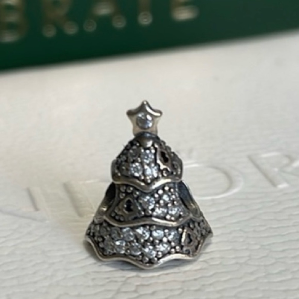 Authentic Pandora 2017 Christmas Glittering Tree
